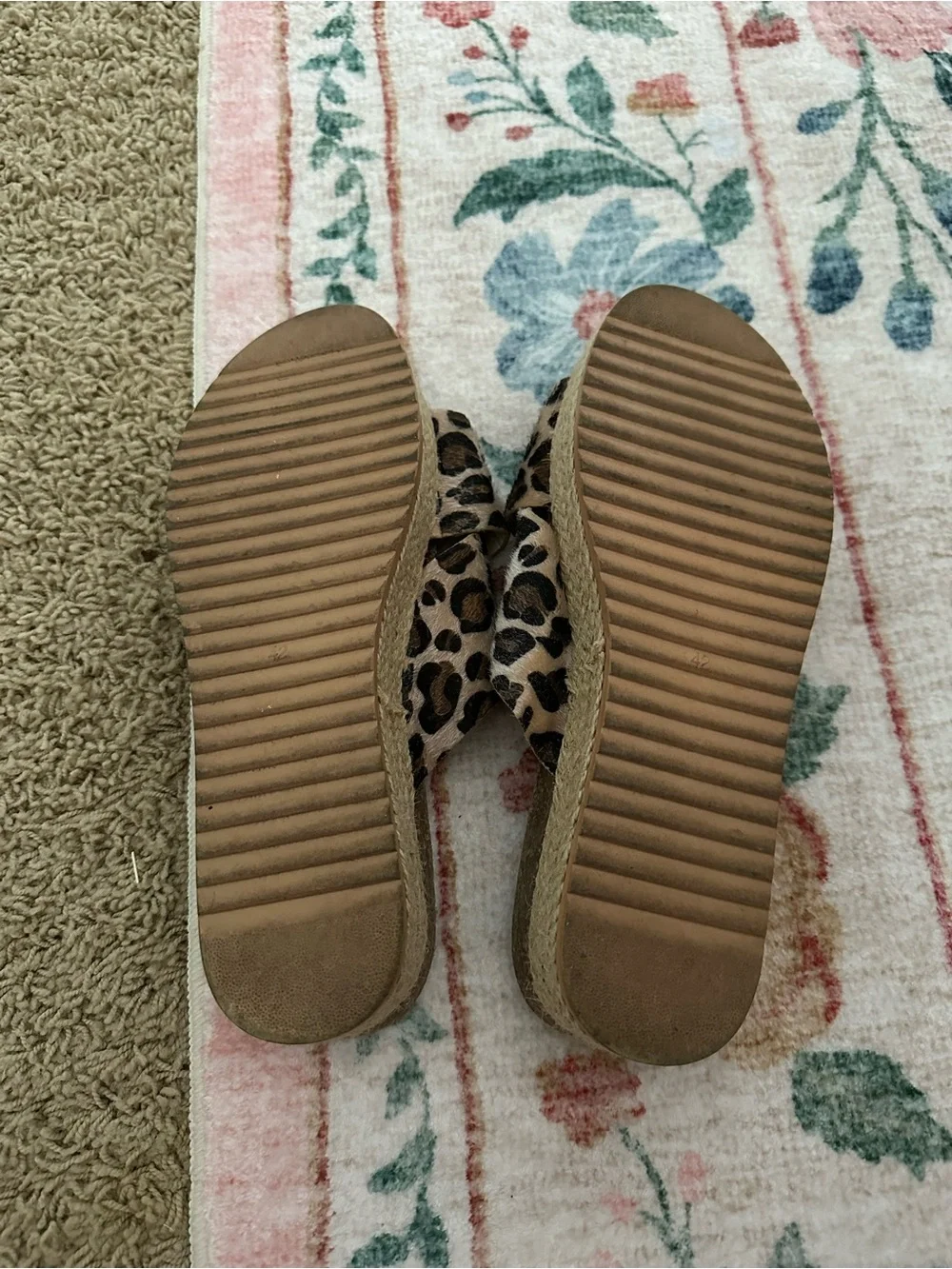 Leopard Print Women’s Shoes Size 42 (10.5-11)